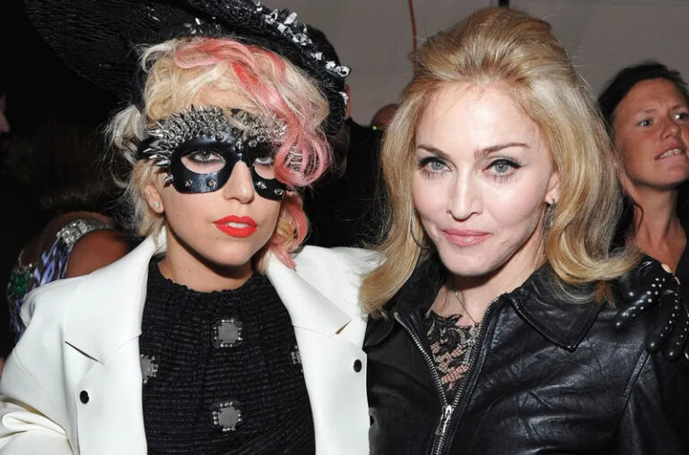 icone gay madonna e lady gaga ad un party del 2010