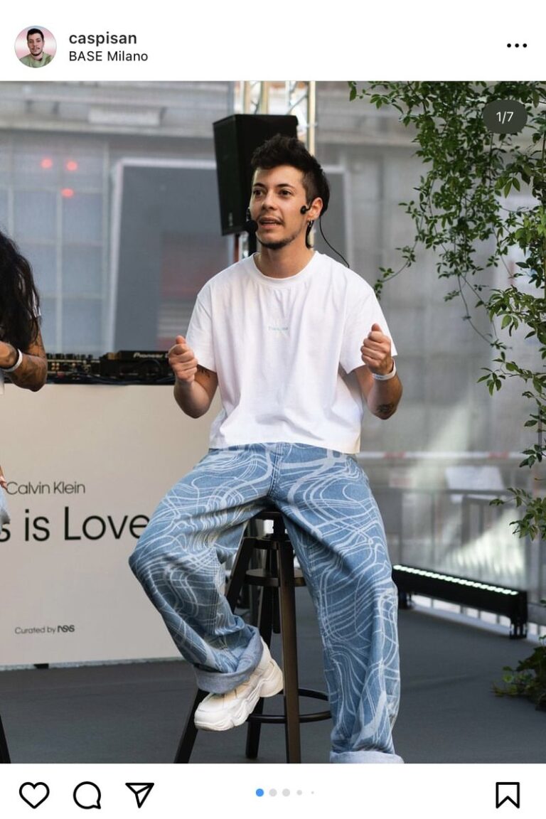 ethan caspani ospite di un evento di Calvin klein